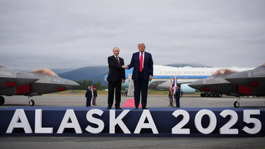 trump y putin se reunen en alaska en una cumbre clave para la guerra en ucrania
