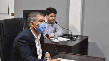 Concejales aprobaron la interpelación a Zenteno
