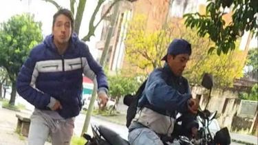 Motochorros atacan a madre y su hija