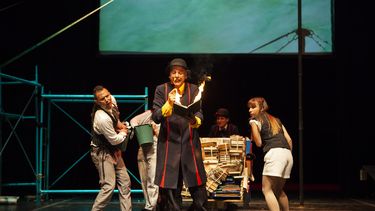 Con caravana y maratón de obras, comienza la Fiesta Nacional del Teatro