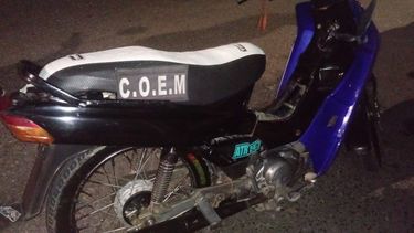 Recuperan una moto robada mientras un hombre y un niño circulaban en ella