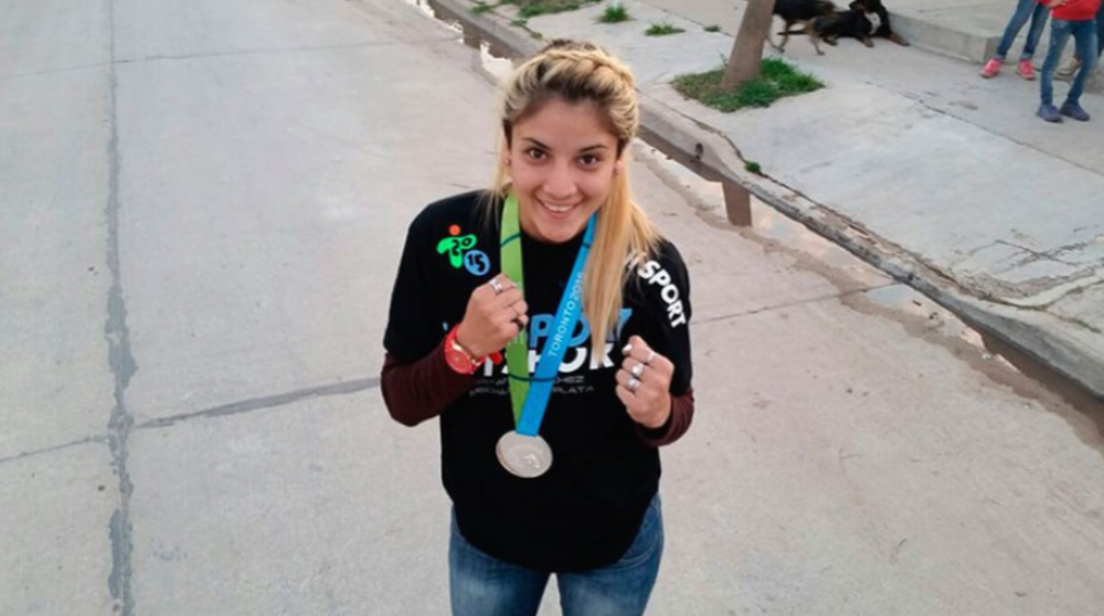 La boxeadora olímpica Dayana Sánchez está grave tras el incendio de su casa