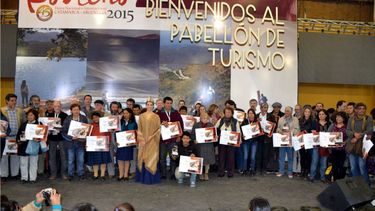 Turismo premio los mejores artesanos del Poncho 2015