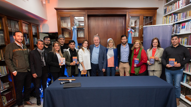 Artistas de toda la provincia recibieron copia de su primer trabajo discográfico