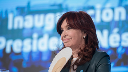 Cristina Kirchner fulminó a Javier Milei luego de la prohibición para entrar a Estados Unidos