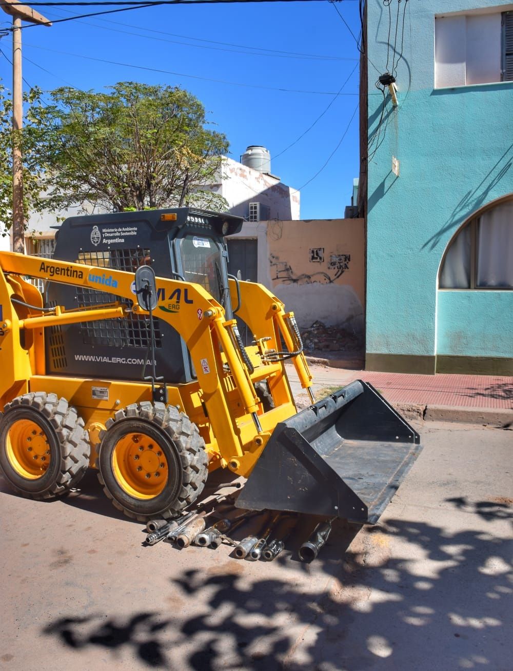 Ilegales. El límite establecido es el de 84 decibeles.