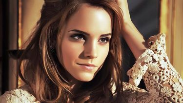 amenazan con publicar fotos al desnudo de emma watson