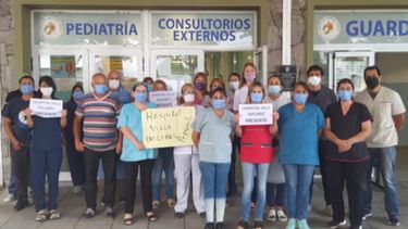 Protesta. Trabajadores de la Salud reclaman por el&nbsp; bono de fin de año.&nbsp;