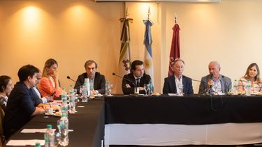 Dusso acompañó la sesión del Consejo Ejecutivo de CAMARCO y destacó la importancia de la obra pública para el NOA
