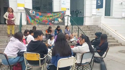 Clase abierta en la UNCA en el marco del paro universitario nacional