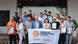 Recibieron sus certificados los nuevos egresados del Campus de Entrenamiento Laboral