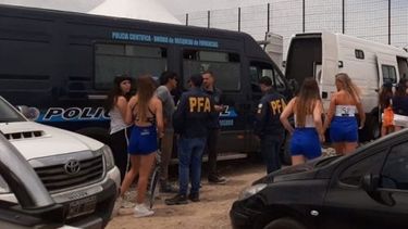 Desbaratan red de prostitución VIP en un autódromo