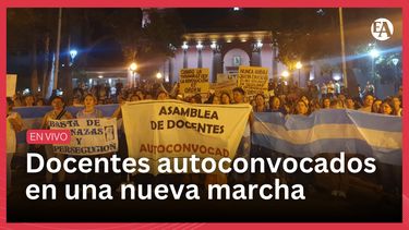 Docentes autoconvocados marcharon nuevamente