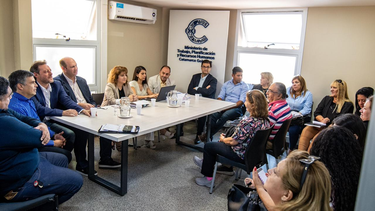 gobierno y gremios acordaron mejora integral del salario docente y titularizacion