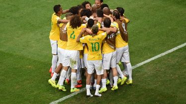 brasil gano, clasifico a octavos y jugara con chile