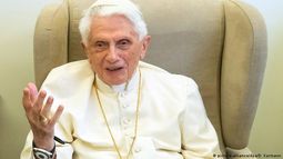 Benedicto XVI dio falso testimonio en informe sobre abuso sexual.