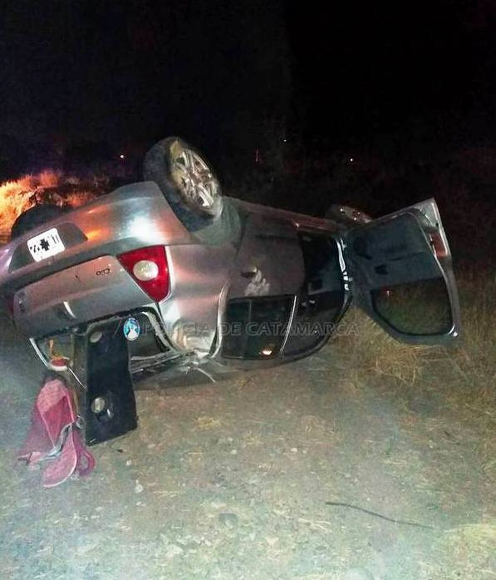 Vuelco. Una mujer resultó herida.&nbsp;