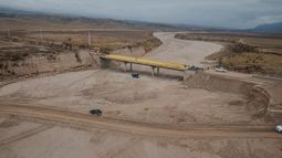 Ruta 1: avanza la pavimentación y los puentes estarán concluidos en septiembre