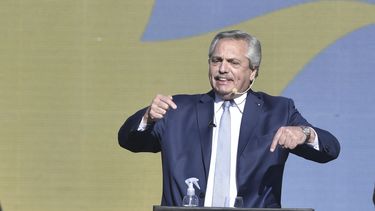 fernandez repudio el ataque a clarin: la violencia altera la convivencia democratica