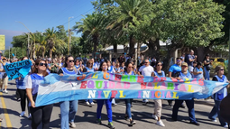 Docentes autoconvocados convocan a una marcha por $1.300.000 al básico Docentes autoconvocados convocan a una marcha por $1.300.000 al básico
