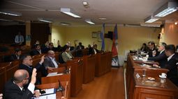 El Senado convirtió en ley el Presupuesto provincial