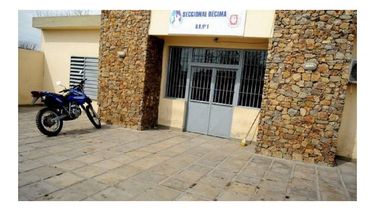 Golpeó a su mujer y la amenazó con un arma de fuego