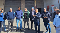 Cierre de un supermercado en Lanús. Hay 25 trabajadores despedidos.&nbsp;