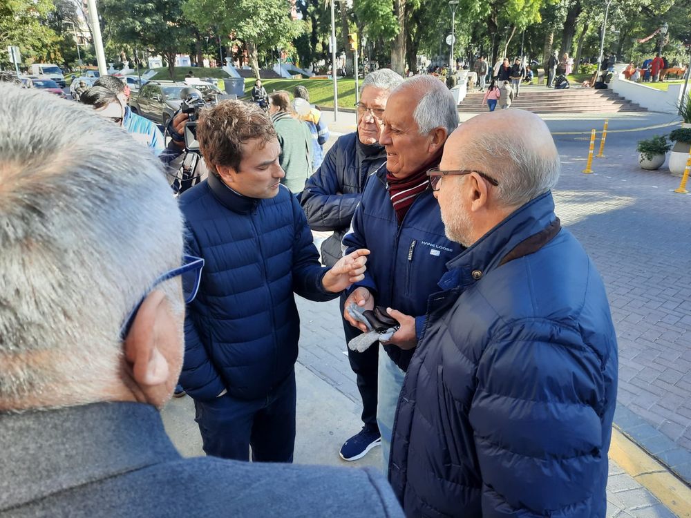 Monti acompañó a la fórmula Fama- Ávila