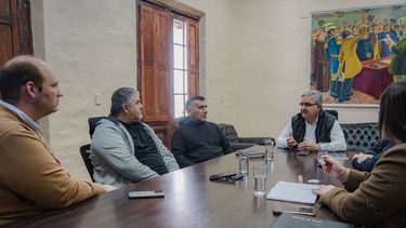 trabajo conjunto para la construccion de puentes en ambato