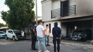 Desastre. Los dos autos quedaron totalmente dañados.&nbsp;