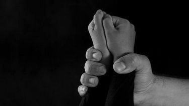 Lo detuvieron por reiterados abusos sexuales contra su hijastra