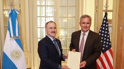 Peter Lamelas asumió como nuevo embajador de Estados Unidos en Buenos Aires Peter Lamelas asumió como nuevo embajador de Estados Unidos en Buenos Aires