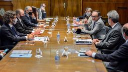 Acordaron un 28% de aumento para el salario mínimo, vital y móvil
