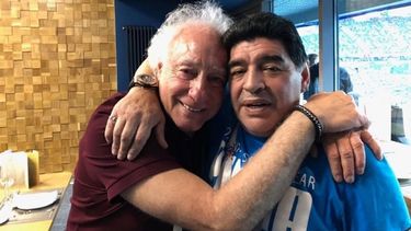maradona deliro con la clasificacion, se amigo con coppola y termino en el hospital