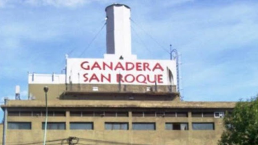 cerro el frigorifico san roque: 140 despidos por la caida del consumo y el avance de las importaciones