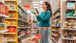 El consumo masivo cayó 3,8% en abril y acumula cinco meses en baja