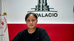 Lara Luna firmó su primer contrato profesional con Banfield y jugará a préstamo en Huracán Lara Luna firmó su primer contrato profesional con Banfield y jugará a préstamo en Huracán