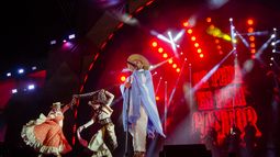 Exponente. Caballero celebró 25 años con la música.