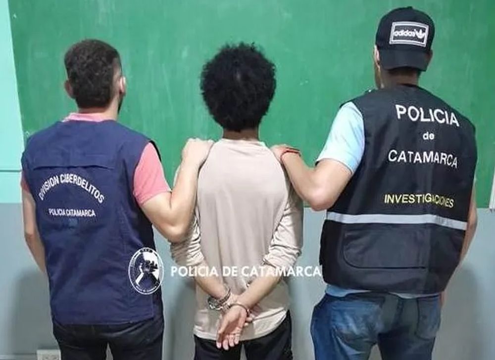 Detenido. Robles está imputado por distribución de material de abuso sexual infantil.