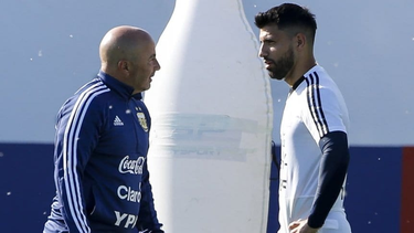 agüero liquido a sampaoli: este loco me va a dejar afuera del mundial