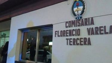 florencio varela: encuentran a un preso tomando mate en la oficina del comisario
