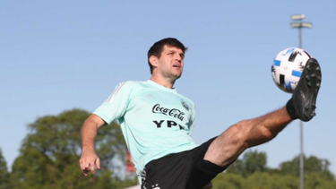 El defensor Walter Kannemann se quedará en Gremio.
