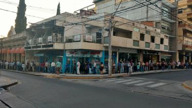 Bono a jubilados, junto con su haber mensual