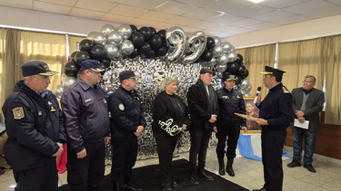 Reconocimiento. Recibe el director Sergio Oyola