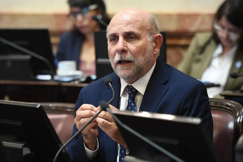 Opinión. Del senador Fama.
