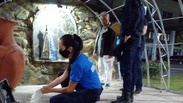 indignante: robaron el dinero de la gruta de la virgen en tres puentes