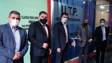 Inauguraron oficina de la UTP en la sede de Policías Retirados