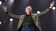 se esta instaurando un mundo demente y desalmado: la dura advertencia de serrat al ser premiado en madrid se esta instaurando un mundo demente y desalmado: la dura advertencia de serrat al ser premiado en madrid