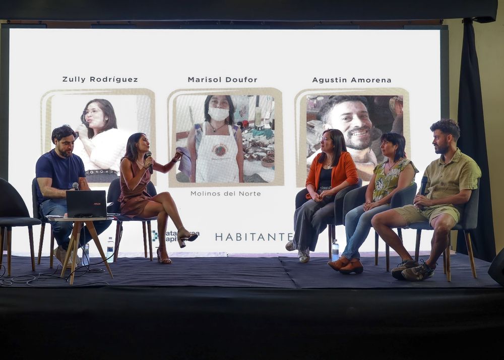 Testimonios inspiradores. Emprendedores locales compartieron sus experiencias, aprendizajes y desafíos.