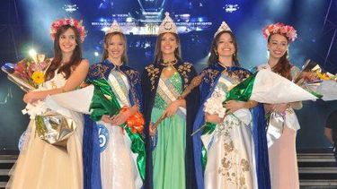 Zamira fue coronada Segunda Princesa de los Estudiantes 2015